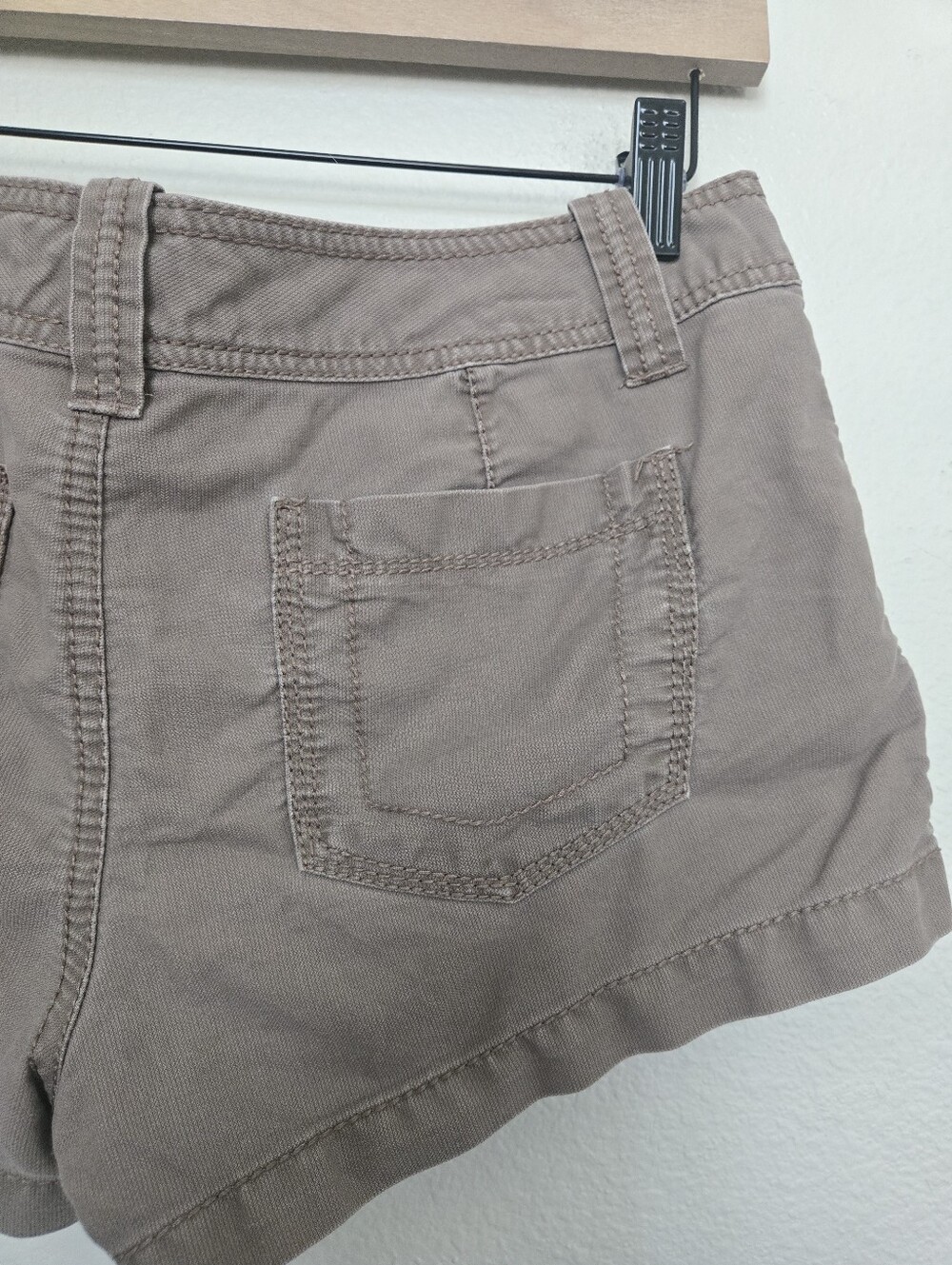 Vintage Y2K Aeropostale Super Low Rise Short Micro Shorts Brown Size 5/6 - Picture 4 of 9